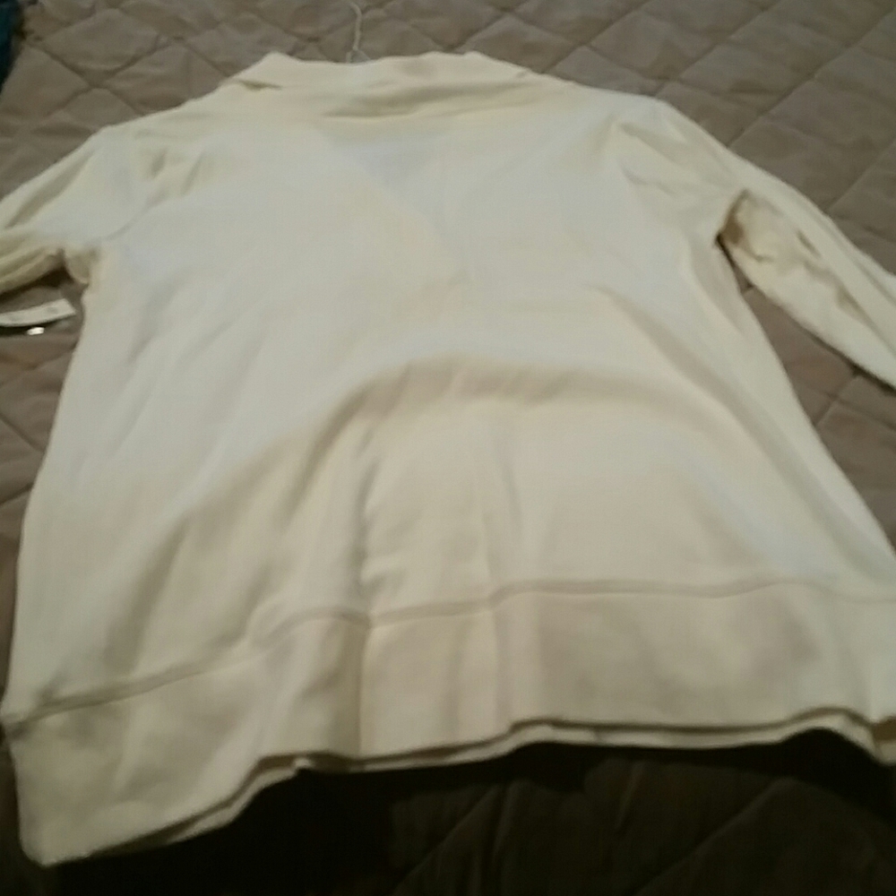Top - Picture 3 of 3